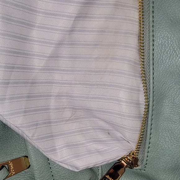 Jen and Co Backpack Handbag Combo - Picture 5 of 14